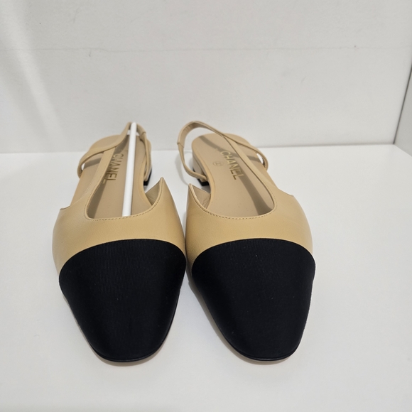 NEW Chanel Goatskin & Grosgrain Slingback Beige/Black, Size 38 - Picture 7 of 8
